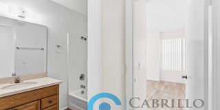 3767 Villa Terrace Gallery 4