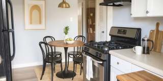 1043 Whitaker Dr Gallery 1