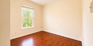 8268 VERMONT Place Gallery 17