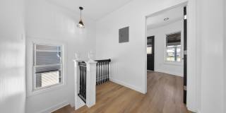 259 Laurel Avenue Gallery 24