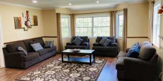 Spectacular Mountain Family Home Gallery 9