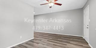 Cozy 2 Bedroom Duplex with Fireplace & Spacious Backyard! Gallery 10