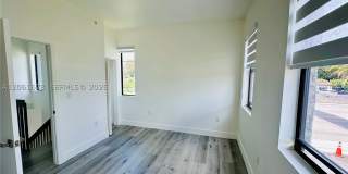 19249 NW 37 Ave Gallery 8