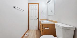 5BR/3BA End Unit with Greenbelt View in Lynnwood Gallery 21