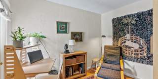 Charming Row Home | 2 Bed | 1 Bath | 950 Sf | Fenced Backyard | 2 Surface Parking Spaces Gallery 18