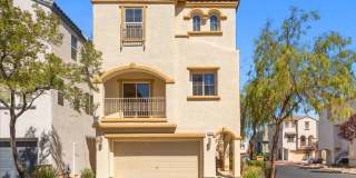 Spacious 3-Story Plus Loft Bedroom, New Floors, New paint, No Carpet Gallery 3