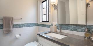 Exquisite Tree Section Home with A/C Gallery 29