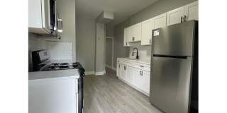 1700 North Pulaski Street Gallery 12