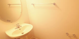 Beautiful and Bright 3 bedroom 2.5 bath Townhouse in Brightleaf with a Garage!! Gallery 5
