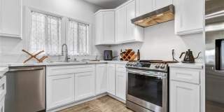 235 W 58th Gallery 10