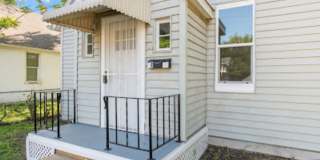 Updated 2 Bedroom Home! Gallery 5