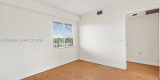 1650 SW 124th Ter Gallery 33