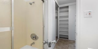 Bali Apartments Gallery 31