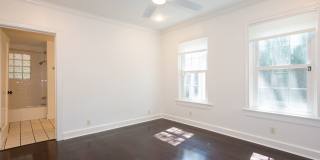 Adorable Enfield Home With Detached Studio Garage Gallery 31