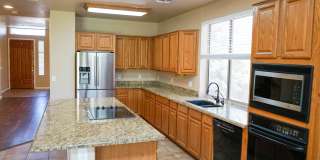 541 N DANIELSON Way Gallery 11
