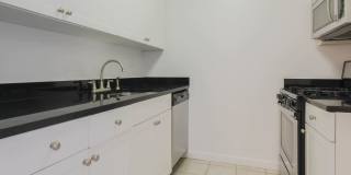 180 Riverside Boulevard 180 Riverside Boulevard Gallery 65