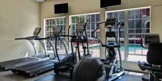 Camelback Pointe Apartment Homes Gallery 18
