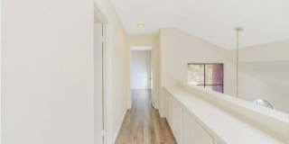 Spacious 4BR House in Redlands Gallery 7