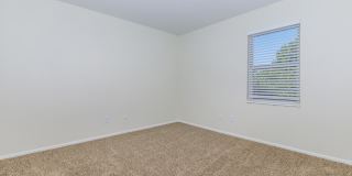 Oval Spring Apartments Gallery 58