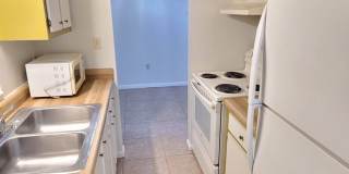 Cozy Beachside Condo in Cape Canaveral Including pool, basic cable, and water. Gallery 9