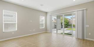 5028 E Shady Glen Avenue Gallery 5