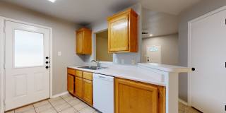 UPDATED DUPLEX IN NOLANVILLE ONLY $1,350!!! Gallery 8