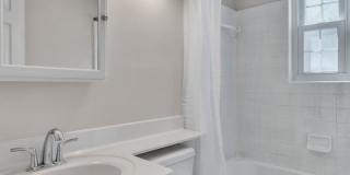 UTILITIES INCLUDED! 2 Bedroom Condo Near Huntington Station Gallery 15