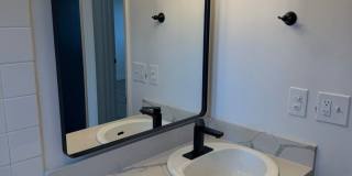 Updated 2 bedroom 1 bath duplex! Updated 2 bedroom 1 bath duplex! Gallery 11