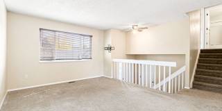Half Duplex near Downtown Castle Rock with HUGE YARD and Garage! Gallery 6