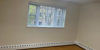 Coolidge Corner  Renovated Spacious and very sunny top floor  2 bed, HT and HW inc  June or July Gallery 10