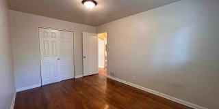 $0 DEPOSIT OPTION. CHARMING 2BED/1BATH DUPLEX NEAR SLOAN LAKE!! Gallery 20