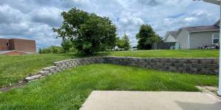 Lovely Single Family House with New Flooring & Paint! 2-Car Garage Gallery 26