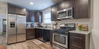 Room in 2 Bedroom Home in Austell Room in 2 Bedroom Home in Austell Gallery 3