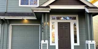 6584 NW Dogwood Street ~ Delightful Newly Refurbished Duplex! Gallery 1