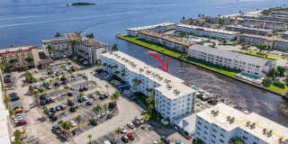 104 Paradise Harbour Boulevard unit: 203 Gallery 4