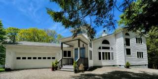 142 Eisenhower Drive Gallery 1