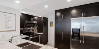 1147 Hillsboro Mile Gallery 16