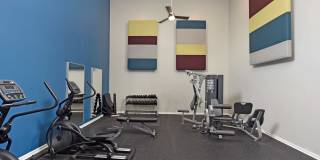 District at Hamilton Place Apartments Gallery 26