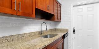 515 Southwest 12th Street Gallery 9