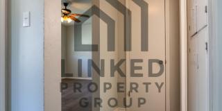 NEWLY RENOVATED 2 BEDROOM HOME! Gallery 3