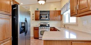 WINTER RENTAL: Two Beaches Cottage Gallery 13