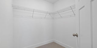 Artisan Living Mills River Gallery 24