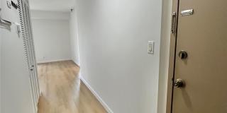 501 N Barry Avenue Gallery 4