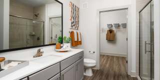 The Banks at Mt. Holly Apartments Gallery 11