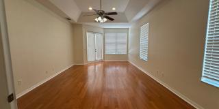 Stunning 5 Bedroom Home with Screened Pool & 3-Car Garage Gallery 58