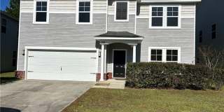 136 Lakepointe Drive Gallery 1