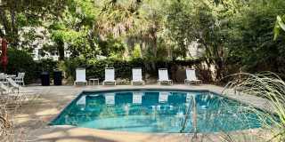 Top-Floor South End Villa Near Coligny Beach- Available Now! Gallery 16