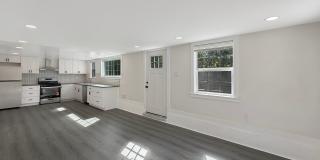 Completely Renovated Apartment in a lovely 3-unit Building with a Large Shared Yard! Gallery 1