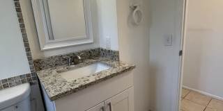 Updated 3-Bedroom Home with Granite Kitchen & One-Car Garage Gallery 9