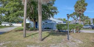 241 NW 15th Street Gallery 1